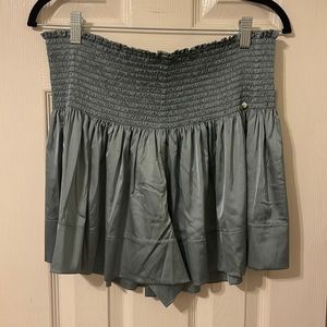 NWT Natural Life Shorts (KOCH DUPE)